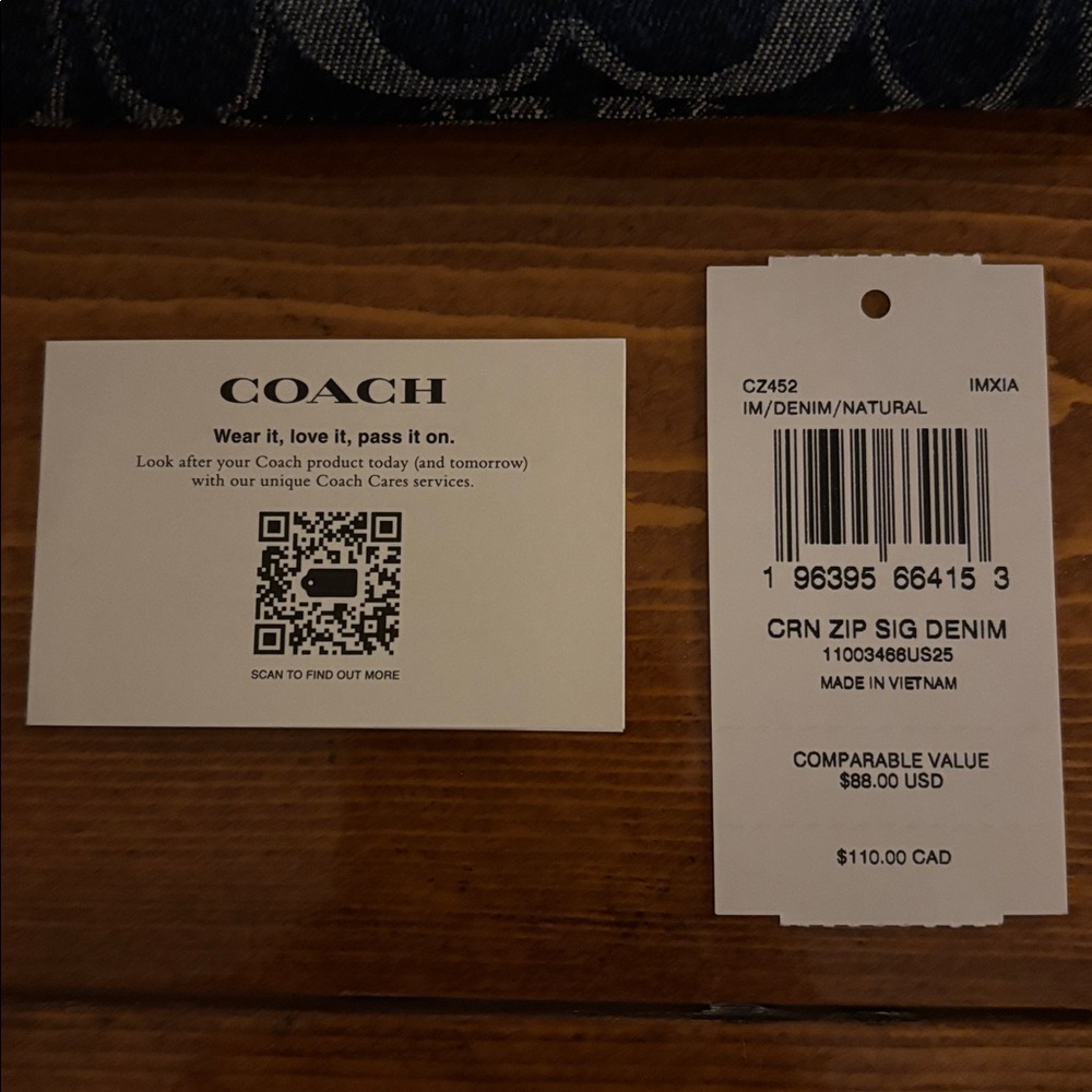 NWT Coach Corner Zip Wristlet in Signature Denim - Picture 5 of 5